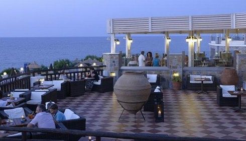 Bar Hotel Alexander Beach