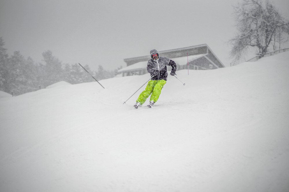 heavy snowfall on solo ski trip