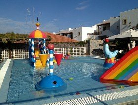 Single Parents on Holiday - Crete programme Image 1