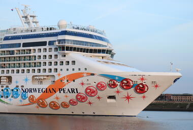 Norwegian-Pearl_0