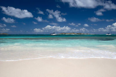 Orient-Bay-St-Maarten