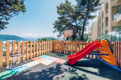 Single Parents on Holiday - Bay of Kotor programme Image 2