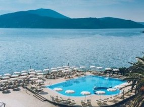 Single Parents on Holiday - Bay of Kotor Hotel Image 2