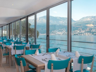 Single Parents on Holiday - Bay of Kotor Hotel Image 3