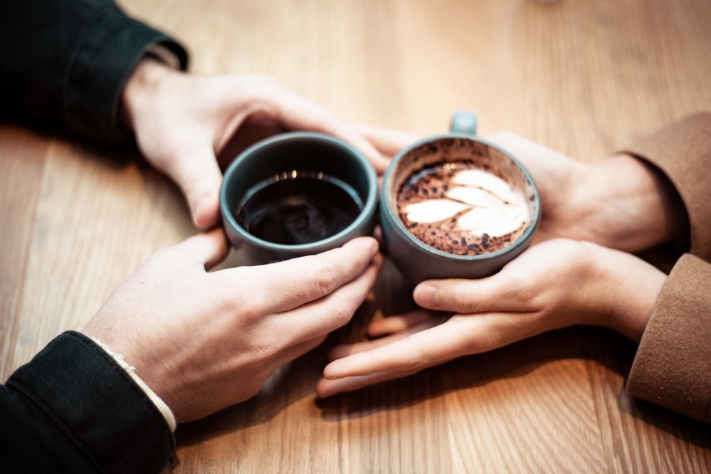 couple on coffee date - single parent dating